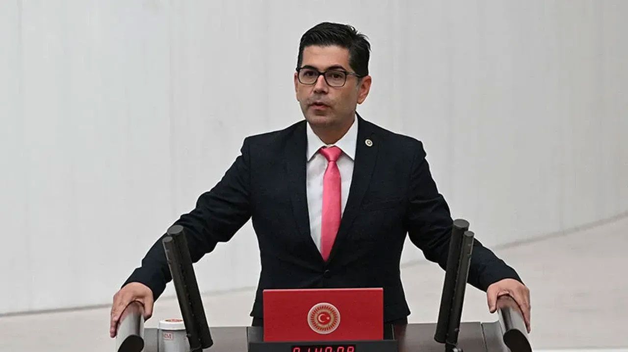 Isparta’nın Elma Krizi Meclis’te: Tarım Bakanı’na 8 Kritik Soru