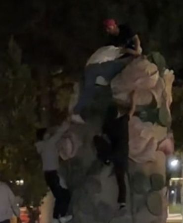 Isparta’nın Sembolüne Saygısızlık: Gül Heykelini Tahrip Ettiler