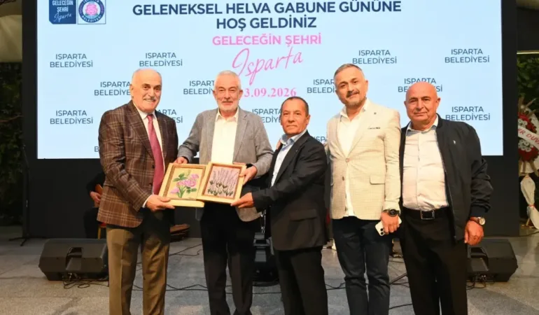 İstanbul’da Gül ve Kabune Kokusu: Gurbetteki Ispartalılar Hasret Giderdi