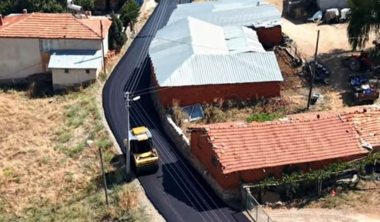 Kıyakdede Köyü’nün Yolu Sıcak Asfalta Kavuştu