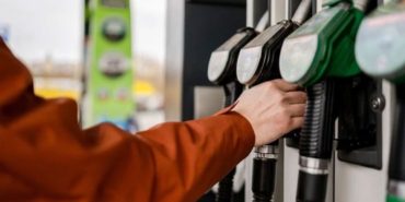 Küresel Kriz Pompaya Vurdu: Motorine 8 Liralık Dev Zam