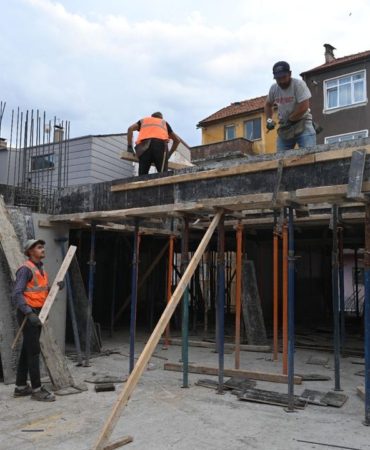 Mimar Sinan Katlı Otoparkı Hızla Yükseliyor: Şehir Trafiğine Nefes Olacak