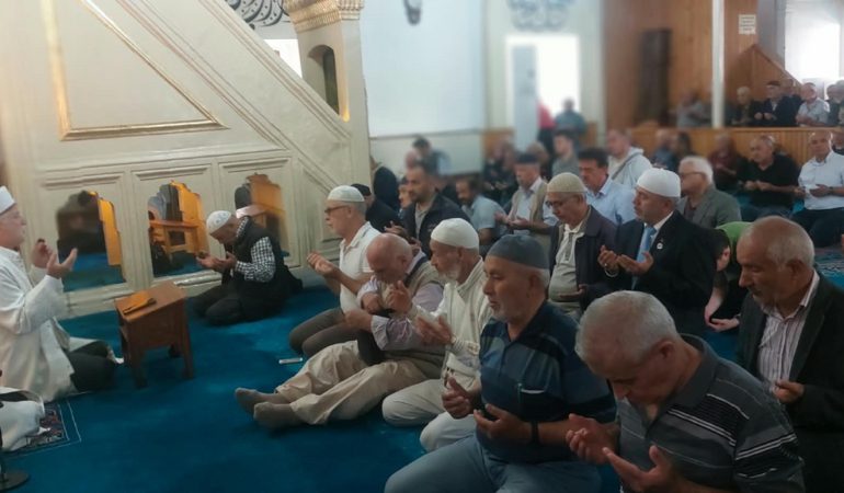 Miryokefalon Şehitleri İçin Mimar Sinan Camii’nde 850 Hatim Duası Yapıldı