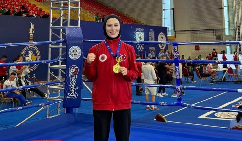 Muaythai’de Zirve Isparta’nın: Fatime Yürekli Dünya Şampiyonu!