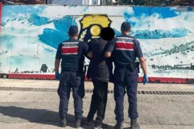 Uluborlu’da Jandarmadan Kaçamadı: 42 Yıl Cezası Bulunan Firari Hükümlü Yakalandı