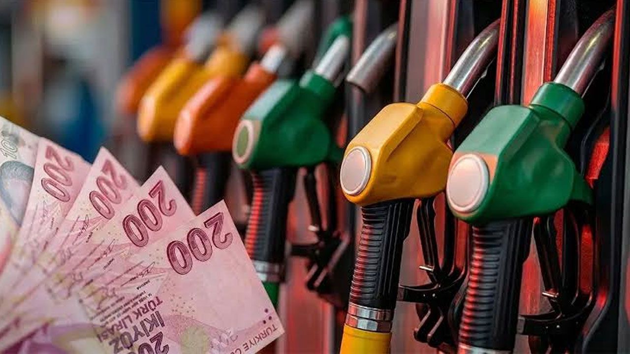 Akaryakıt Pompalarında Çift Yönlü Şok! Benzin İndirimli, Motorin Zamlı Geliyor!
