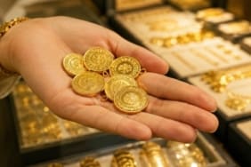 Altın Piyasasında Yeni Haftanın İlk Sürprizi! Gram Altın Rekor Seviyelere Göz Kırptı