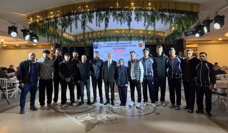 Bursa’da Isparta Rüzgarı Esti: Binlerce Hemşehrinin Kabune Günü Coşkusu!