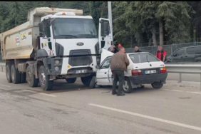 Eğirdir Yolunda Feci Kaza: Şerit İhlali Yapan Otomobil Kamyonun Altına Girdi!