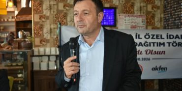 Eğirdir’de Dijital Geleceğe Yatırım: Muhtar ve Okullara Bilgisayar Desteği!
