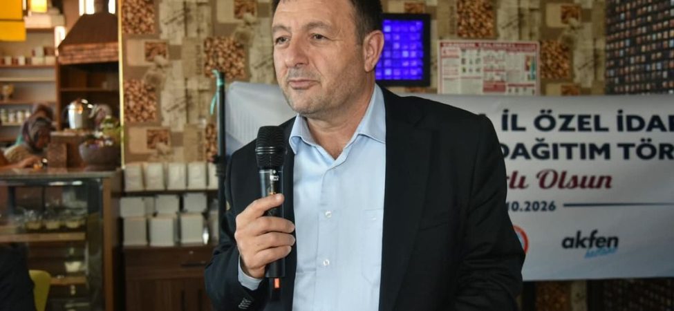 Eğirdir’de Dijital Geleceğe Yatırım: Muhtar ve Okullara Bilgisayar Desteği!
