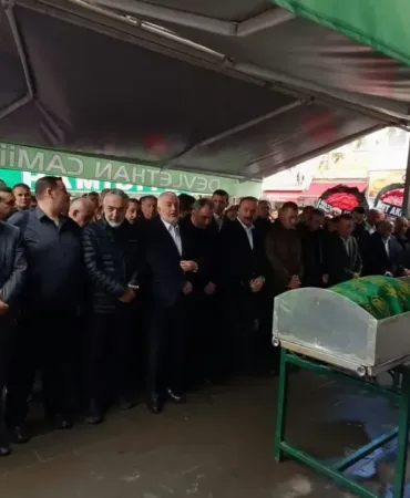 Eski Bakan Erkan Mumcu’nun Acı Kaybı: Babası Süleyman Mumcu Yalvaç’ta Son Yolculuğuna Uğurlandı
