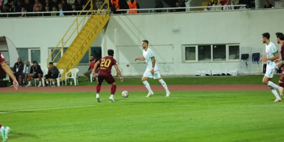 Isparta 32 Spor’dan Nefes Kesen Geri Dönüş Yetmedi: Elazığspor’a 4-3 Mağlup Oldu!
