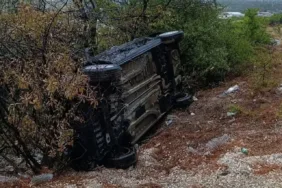 Isparta-Burdur Dağ Yolunda Dehşet! Kontrolden Çıkan Otomobil Ağaçlara Saplandı: 2 Yaralı Kurtarıldı