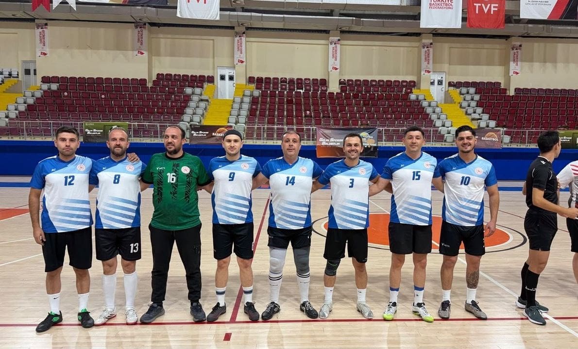 Isparta Gençlik ve Spor Futsalda Yarı Finalde! Kamu Spor Oyunları’nda Heyecan Dorukta!