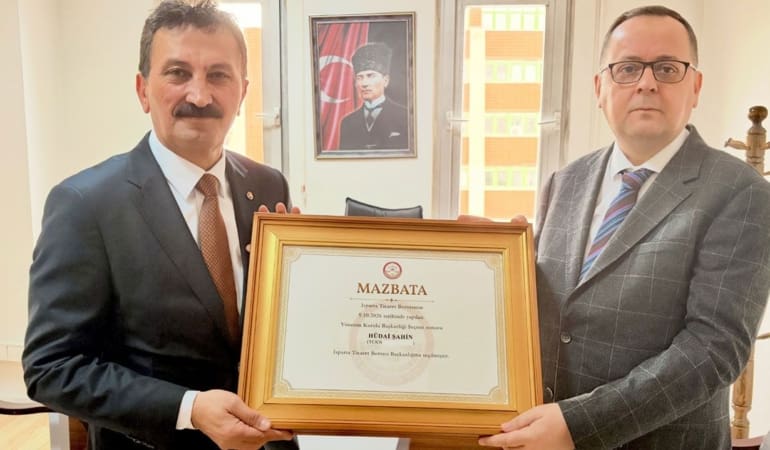 Isparta Ticaret Borsası’nda Hüdai Şahin Dönemi Resmileşti: Yeni Hedefler Belirlendi!