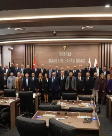 Isparta Ticaret Odası’nda Yeni Dönem Başladı: Metin Çelik ve Güçlü Ekibi Görevde!