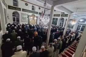 Isparta’da 17 Yıllık Bir Destan: İstiklâl Camii’nin Sabah Namazı Buluşmaları Şehri Kucaklıyor!
