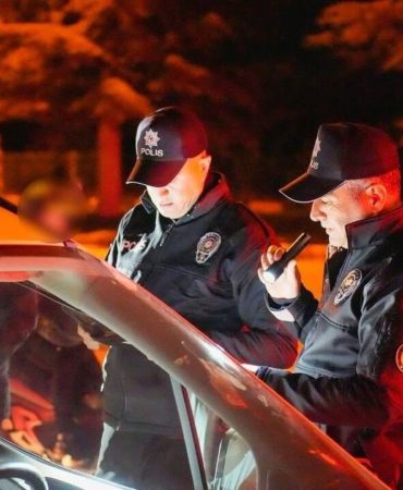Isparta’da Asayiş Alarmı: Polis 3 Kritik Noktada Şok Denetim Yaptı!
