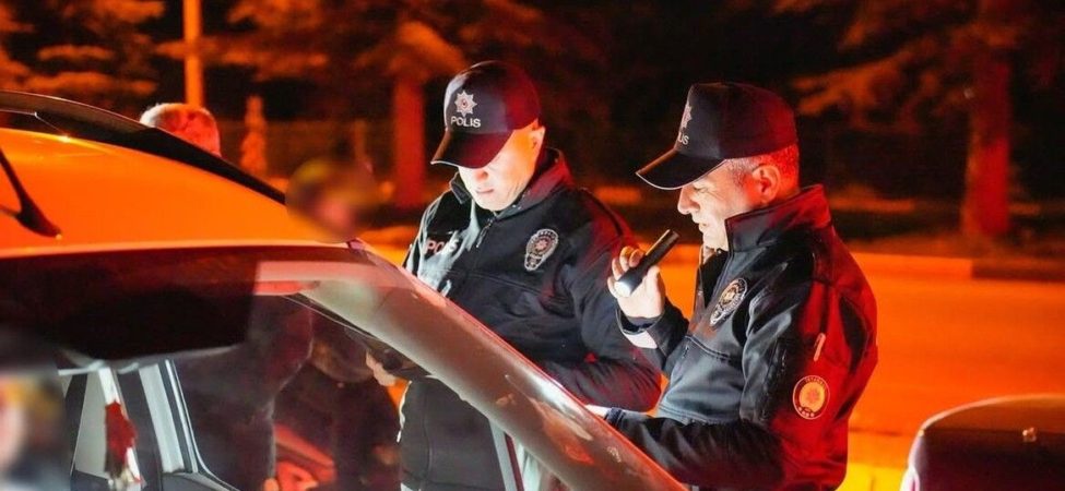 Isparta’da Asayiş Alarmı: Polis 3 Kritik Noktada Şok Denetim Yaptı!