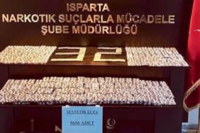 Isparta’da Dev Uyuşturucu Operasyonu: 2 Şüpheli Tutuklandı, Binlerce Sentetik Ecza Ele Geçirildi!
