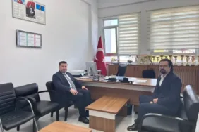 Isparta’da Eğitim Ateşi Yükseliyor: Müdür Ocak Sınıflara Girdi, Öğrencilerle Kalpten Sohbet Etti!