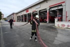 Isparta’da Geleceğin Kahramanları Yetişiyor: İtfaiyeci Adayları Dualarla Sahada!