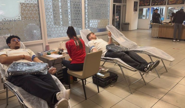 Isparta’da Gençlerden Hayat Kurtaran Adım: Kızılay’a Kan Bağışı Seferberliği!