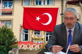 Isparta’da Gündem Olan Ters Bayrak! Zafer Partisi İl Başkanı’ndan Çarpıcı İtiraf: ‘Tepki İçin Astım’