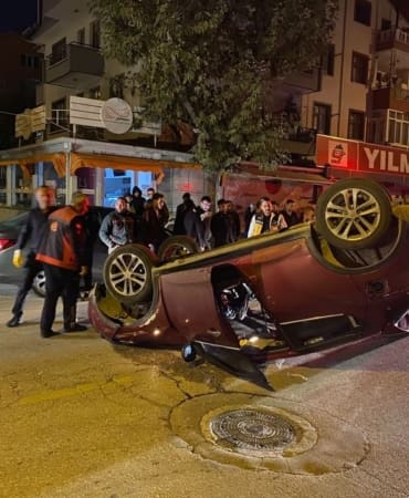 Isparta’da Korkunç Kaza: Cip Ters Döndü, 2 Yaralı!