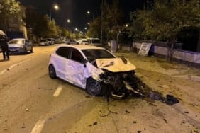 Isparta’da Korkutan Kaza: İki Araç Çarpıştı, 2 Yaralı!
