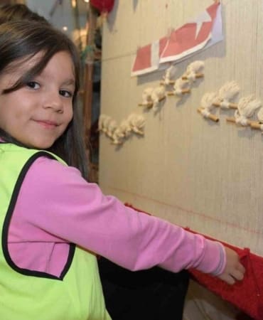 Isparta’da Yürekleri Birleştiren Proje: 135 Bin İlmekle Dokunan Dev Türk Bayrağı Halısı Yükseliyor!