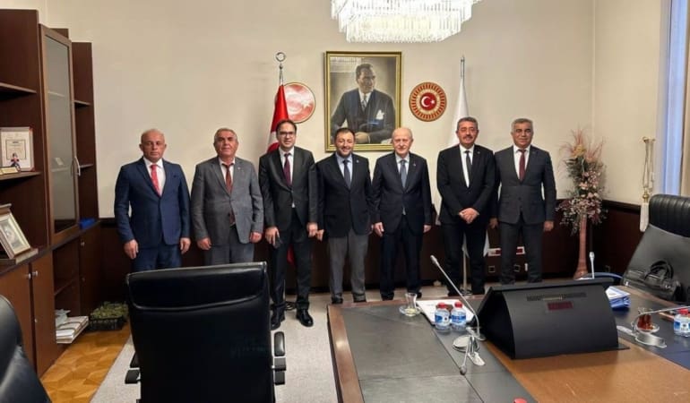 Isparta’nın Geleceği İçin Ankara Mesaisi: Vekil Zabun ve Başkanlar Bakan Yardımcısı Suver ile Buluştu!
