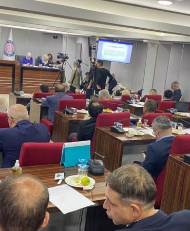 Isparta’nın Gülü ve Davraz’ı Çin’i Fethetti: Wuhan’da Büyük İlgi!