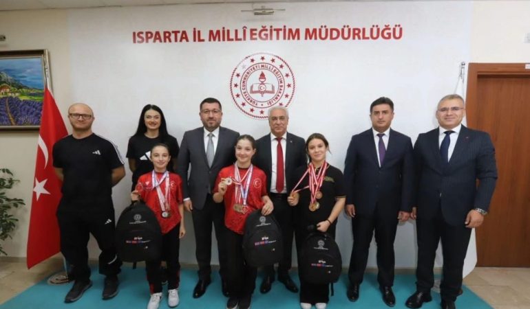 Isparta’nın Gururu Kadir Boylu Ortaokulu’ndan Türkiye’ye Damga Vuran Başarılar!