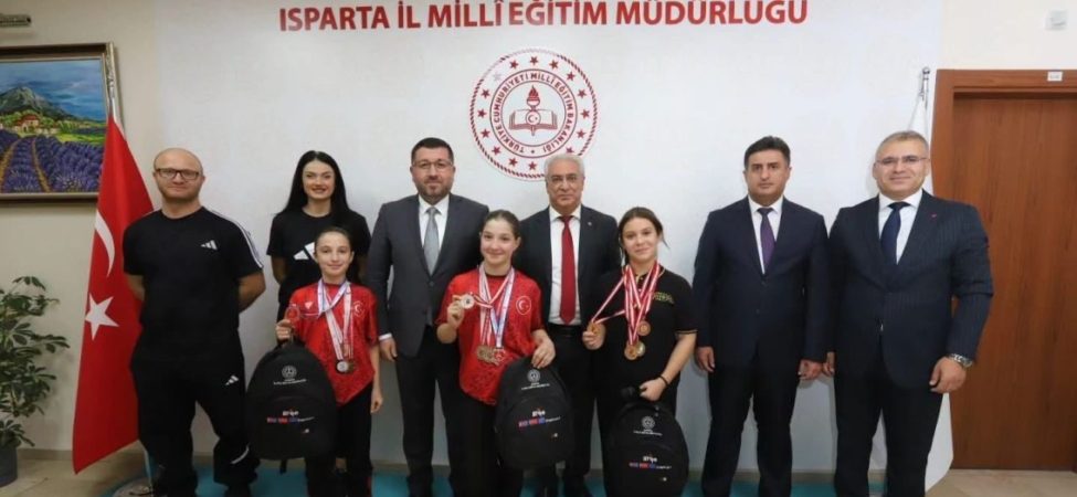 Isparta’nın Gururu Kadir Boylu Ortaokulu’ndan Türkiye’ye Damga Vuran Başarılar!