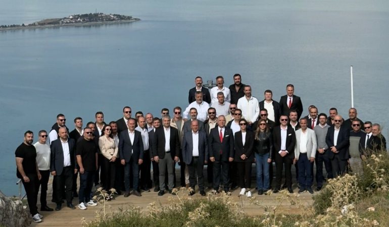 Isparta’nın Hafızasına Vefa Ziyareti: Beyaz Liste’den Demirel ve Ertokuş Bey’e Saygı Duruşu!