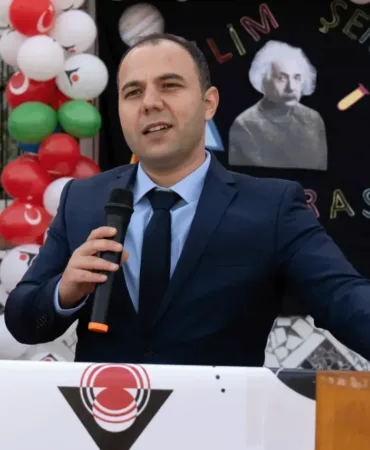 Isparta’nın Köy Okullarında Bilim Rüzgarı Esti! Minik Kaşifler Teleskopla Gökyüzünü, Mikroskopla Hücreleri Keşfetti