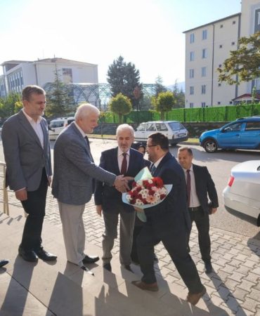 Isparta’nın Yeni Müftüsü Yusuf Eviş Göreve Başladı: İlk Mesajı Dikkat Çekti!