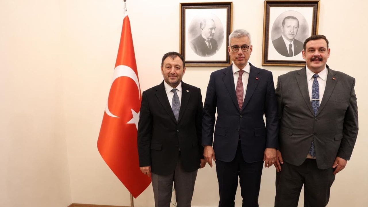 Isparta’ya Sağlıkta Büyük Hamle! Bakanlık Kapıları Aralandı, Sürpriz Yatırımlar Yolda!