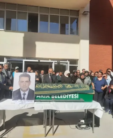 Isparta’yı Yasa Boğan Veda! SDÜ’nün Sevilen Hocası Gözyaşlarıyla Uğurlandı