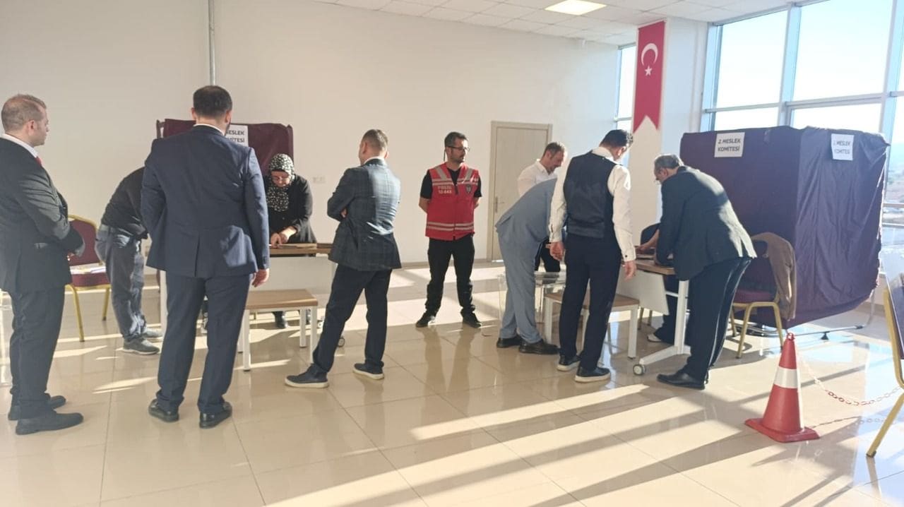 ITSO Seçimlerinde Heyecan Dorukta: Sandıklar Açıldı, Gözler Sonuçlarda!