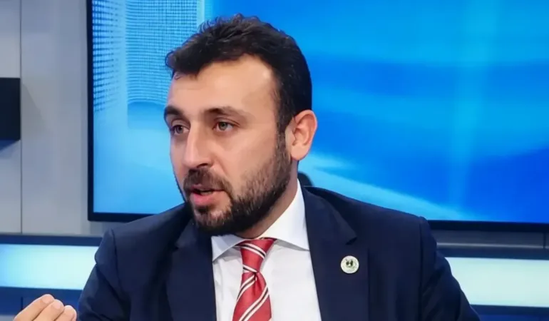 Süt Üreticisi Alarm Veriyor: Köy-Koop Başkanı Barış Aydın’dan Acil Fiyat Çağrısı!
