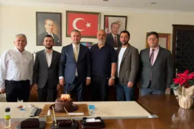 TEDB Isparta’dan Başkanvekili Balcı’ya Çifte Ziyaret: Hem Doğum Günü Kutlaması Hem Kent Gündemi!