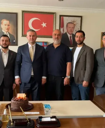 TEDB Isparta’dan Başkanvekili Balcı’ya Çifte Ziyaret: Hem Doğum Günü Kutlaması Hem Kent Gündemi!