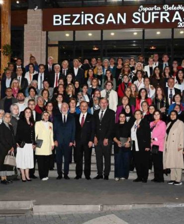 Türkiye’nin Gözü Isparta’daydı: Şükrü Başdeğirmen’e Muhtarlardan Tam Not ve ‘Ağabey’ İltifatı!