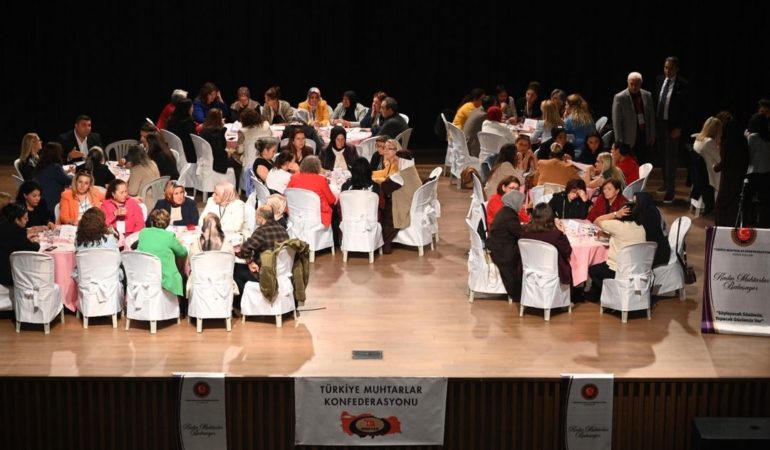 Türkiye’nin Kadın Muhtarları Isparta’ya Hayran Kaldı: Başkan Başdeğirmen’e Tam Not!