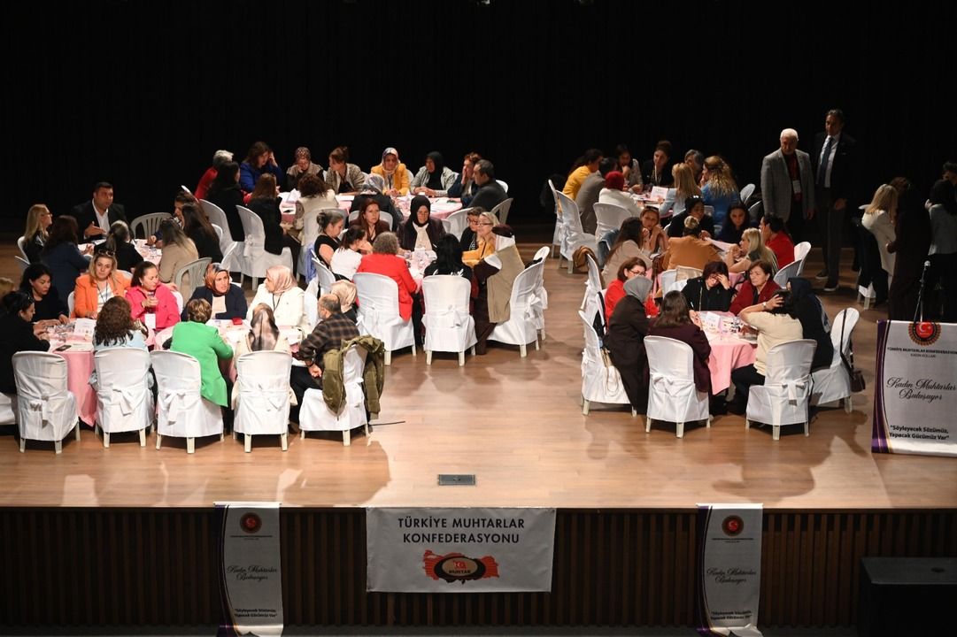 Türkiye’nin Kadın Muhtarları Isparta’ya Hayran Kaldı: Başkan Başdeğirmen’e Tam Not!