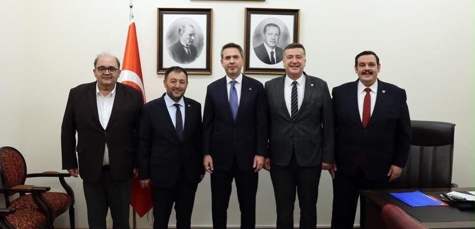 Yalvaç’ın Geleceği İçin Ankara Mesaisi: Bakan Bayraktar’a Kritik Projeler Sunuldu!