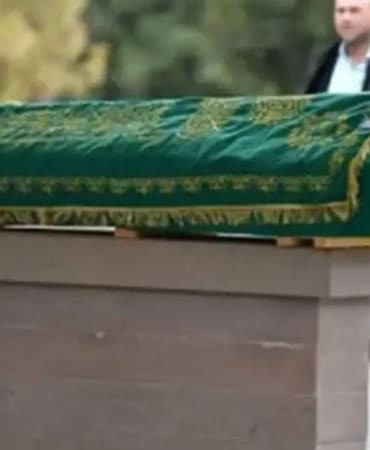 Yalvaç’ta Hüzünlü Gün: Eski Bakan Erkan Mumcu’nun Teyzesi Son Yolculuğuna Uğurlandı